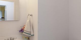 37 Halsey Gallery 15