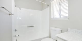 Aspire Seneca Gallery 20