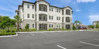 Revello Apartments Gallery 103