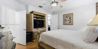2607 Holy Cross Ln Gallery 21