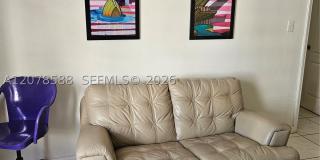 3030 Collins Ave Gallery 8