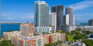 2000 N Bayshore Dr Gallery 21