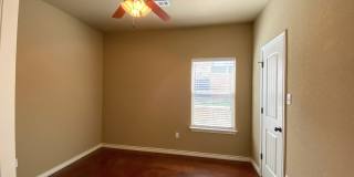 Available Now: 4 bedroom house Gallery 10