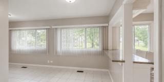 6847 Hawthorne Lane Gallery 6