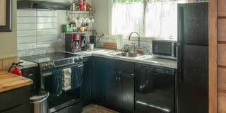 202 North Pleasant Street'VACATION RENTAL' Gallery 8