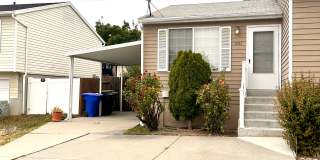 1537 W Ponderosa Ln Gallery 1