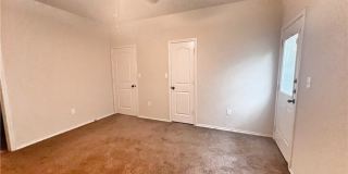 569 Creekside Circle Gallery 11