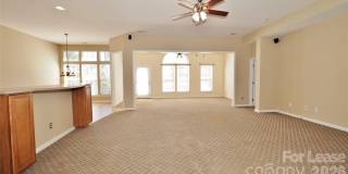 6860 Lakecrest Court Gallery 8