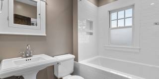 3 Bed 2.5 Bath - Takoma Park Craftsman - Spacious Rear Deck Gallery 31