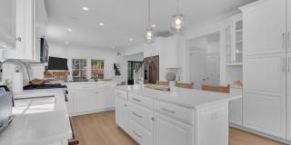 112 Sylvania Avenue Gallery 25