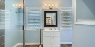 Charming Baltimore Rowhome with Exposed Brick & Private Patio Gallery 15