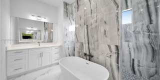 50 Ne 4th St Gallery 8