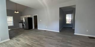 1074 BARKSDALE St Gallery 2