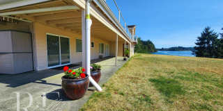 Quiet Living with Panoramic Dyes Inlet Sunset Views Gallery 1