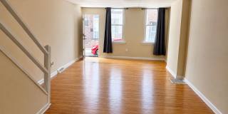 Room to Spread Out in This Pet-Friendly 2-Bedroom Home Gallery 3
