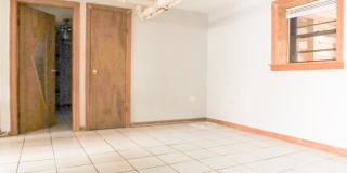 1352 West Foster Gallery 2