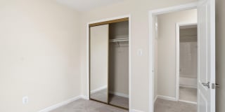 2760 BRIER POND Circle Gallery 20