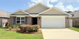 Spacious 4-Bedroom Home - Cambria Gallery 1