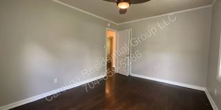 6013 Carver Boulevard Gallery 7
