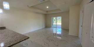 3Bd / 2Ba Duplex with GARAGE Gallery 9