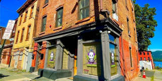 2 Liberty Street unit: 2 Gallery 1