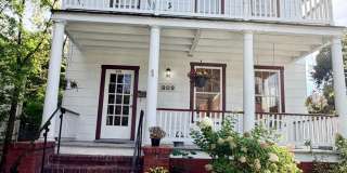 909 N IVY Street Gallery 1