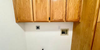 Cute 3 Bedroom Home in Center of Kingman! Gallery 16