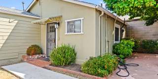 Updated 1BD/1BA Castro Valley Cottage | In-Unit Laundry & Skylight Gallery 1