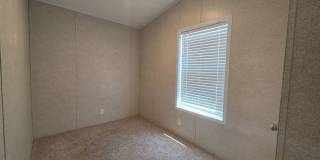 2238 E Maywood Gallery 4