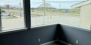 2716 Main St Gallery 1