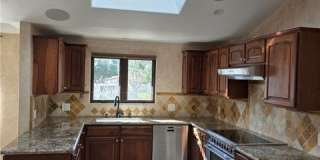 1116 Vía Nogales Gallery 4