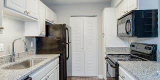 Madison Landing at Research Park Gallery 27