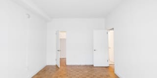 Midtown Apartments Gallery 8