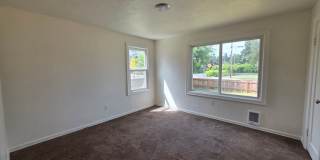 4 Bedroom, 1 Bath 4 Bedroom, 1 Bath Gallery 9