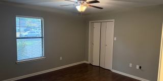 3 Bed 2 Bath Home Gallery 14