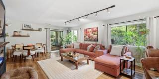 Spacious 2BR Condo in Desirable Snee Farm Spacious 2BR Condo in Desirable Snee Farm Gallery 1