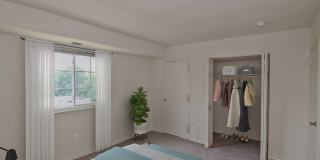 Dulles Glen Gallery 5