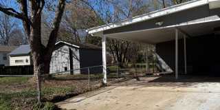 4 bedroom/1 bath/detached storage building Gallery 4