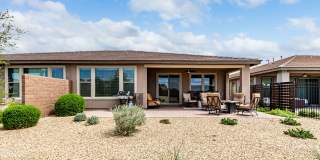 Luxury 2BR + Den Townhome in Amenity-Packed Community - Encanterra Gallery 30