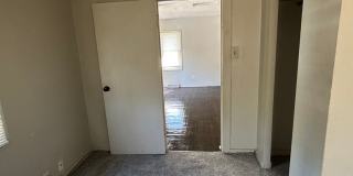 3 bed 1 bath 3 bed 1 bath Gallery 4