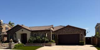 Gorgeous Home Overlooking Lake and Mountain Views!! Gallery 11