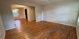 1142 Windsor Street SW Gallery 15