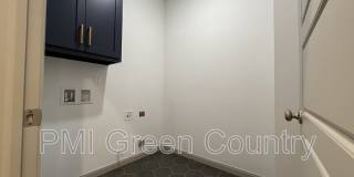 130 East Elgin Street Gallery 18