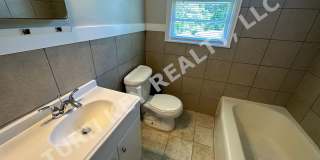 Home for rent in Center Point Gallery 6