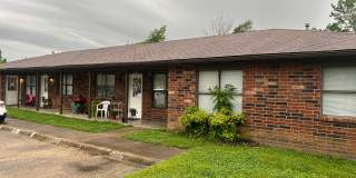 1036-1042 W. Hendrix St. Rogers Gallery 1