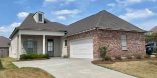 3 bedroom, 2 bath home plus an office! Gallery 1