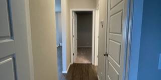 Limited-Time Offer: $99 First Month’s Rent—Secure by 5/22 | Spacious 4-Bed, 2-Bath Home in Bixby Gallery 9
