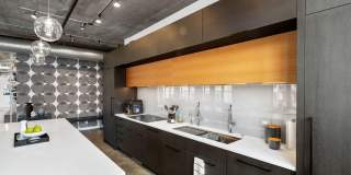 200 Park Avenue Gallery 7