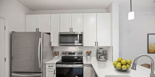 Weston Lakeside Apartments Gallery 5