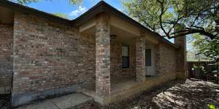 Beautiful 3/2 Available for Immediate Move In! Gallery 3